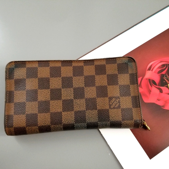 Louis Vuitton Handbags - Louis Vuitton Zippy Compact Wallet Damier Ebene